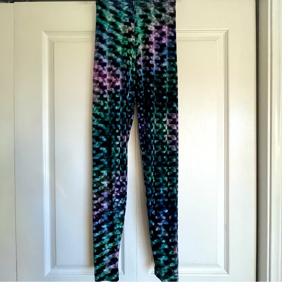 Pants - Women’s Fitted Mermaid Velvet Leggings in Blue/Green/Purple - XS